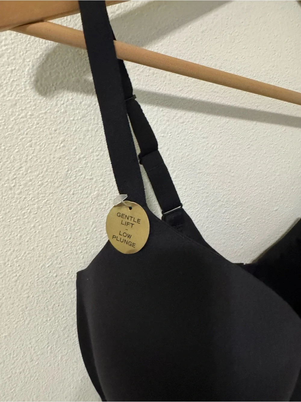 Wacoal Sub Sensuality Plunge Bra Black Convertible Underwire 853272 NWT-34DDD